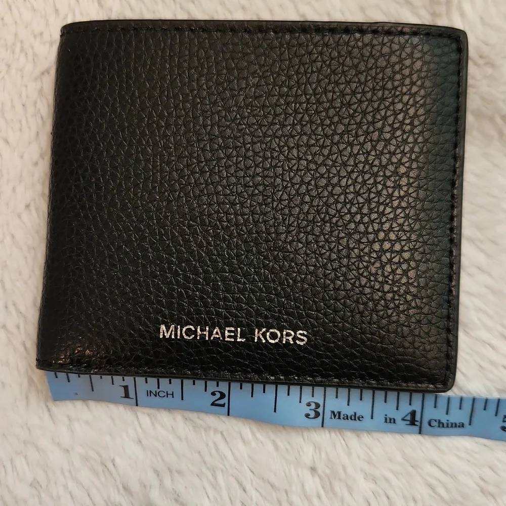 Michael Kors Black Textured Leather Bi-Fold Wallet